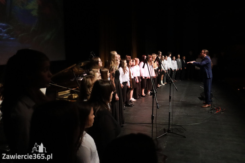 Fotorelacja: Koncert  Jesienny Szkoły Muzycznej w MOK Zawiercie