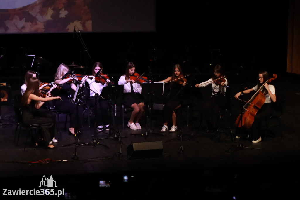 Fotorelacja: Koncert  Jesienny Szkoły Muzycznej w MOK Zawiercie