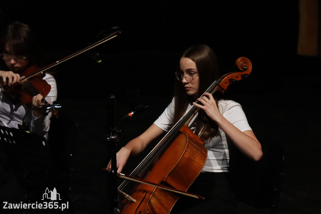 Fotorelacja: Koncert  Jesienny Szkoły Muzycznej w MOK Zawiercie