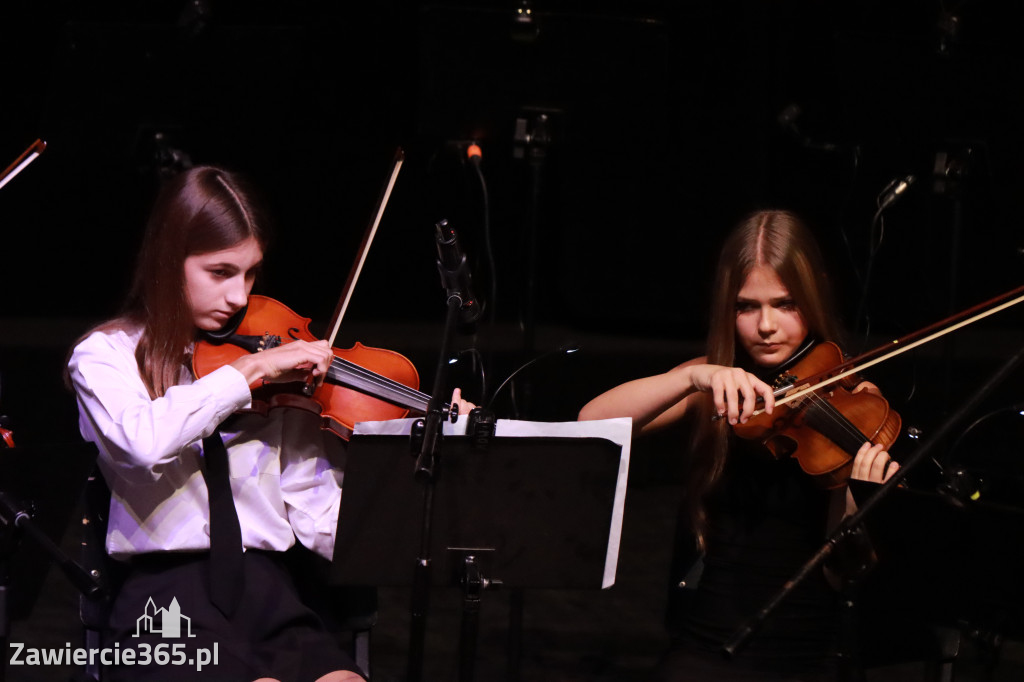 Fotorelacja: Koncert  Jesienny Szkoły Muzycznej w MOK Zawiercie