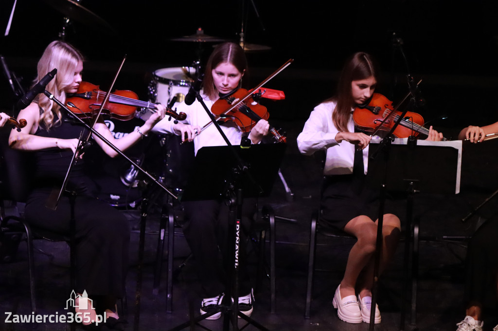 Fotorelacja: Koncert  Jesienny Szkoły Muzycznej w MOK Zawiercie