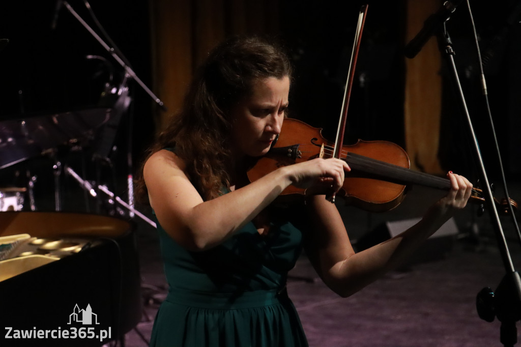 Fotorelacja: Koncert  Jesienny Szkoły Muzycznej w MOK Zawiercie
