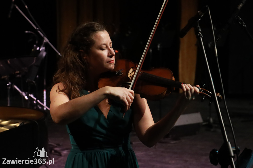 Fotorelacja: Koncert  Jesienny Szkoły Muzycznej w MOK Zawiercie