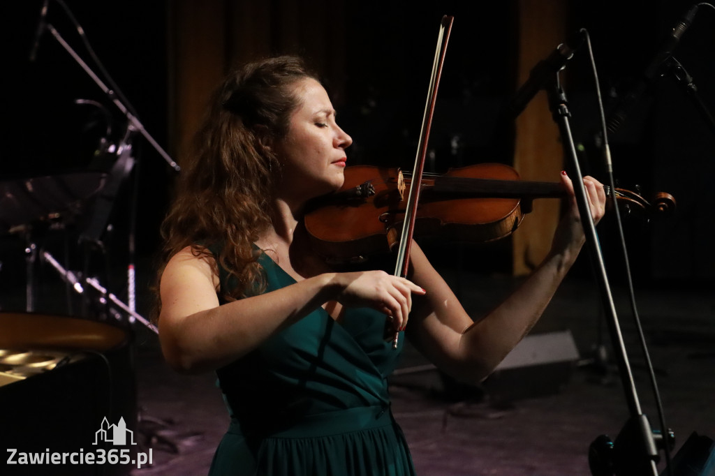 Fotorelacja: Koncert  Jesienny Szkoły Muzycznej w MOK Zawiercie