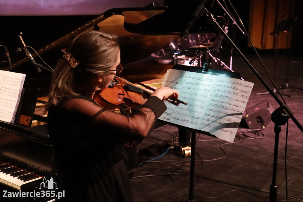 Fotorelacja: Koncert  Jesienny Szkoły Muzycznej w MOK Zawiercie