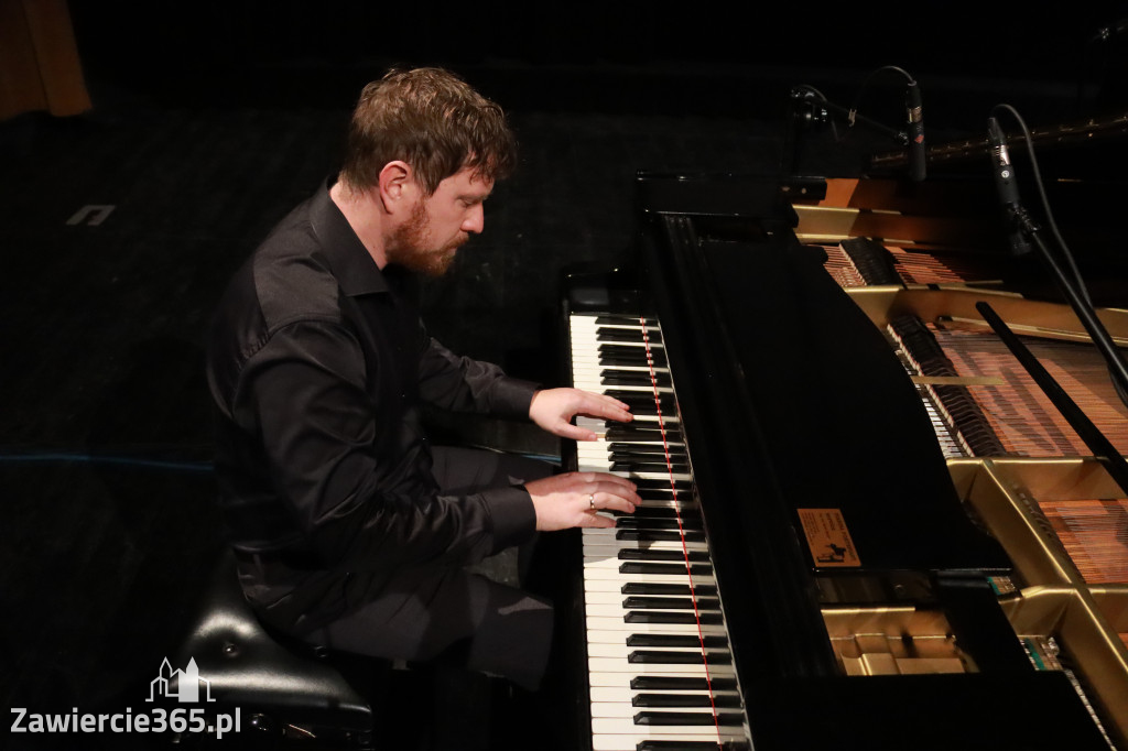Fotorelacja: Koncert  Jesienny Szkoły Muzycznej w MOK Zawiercie