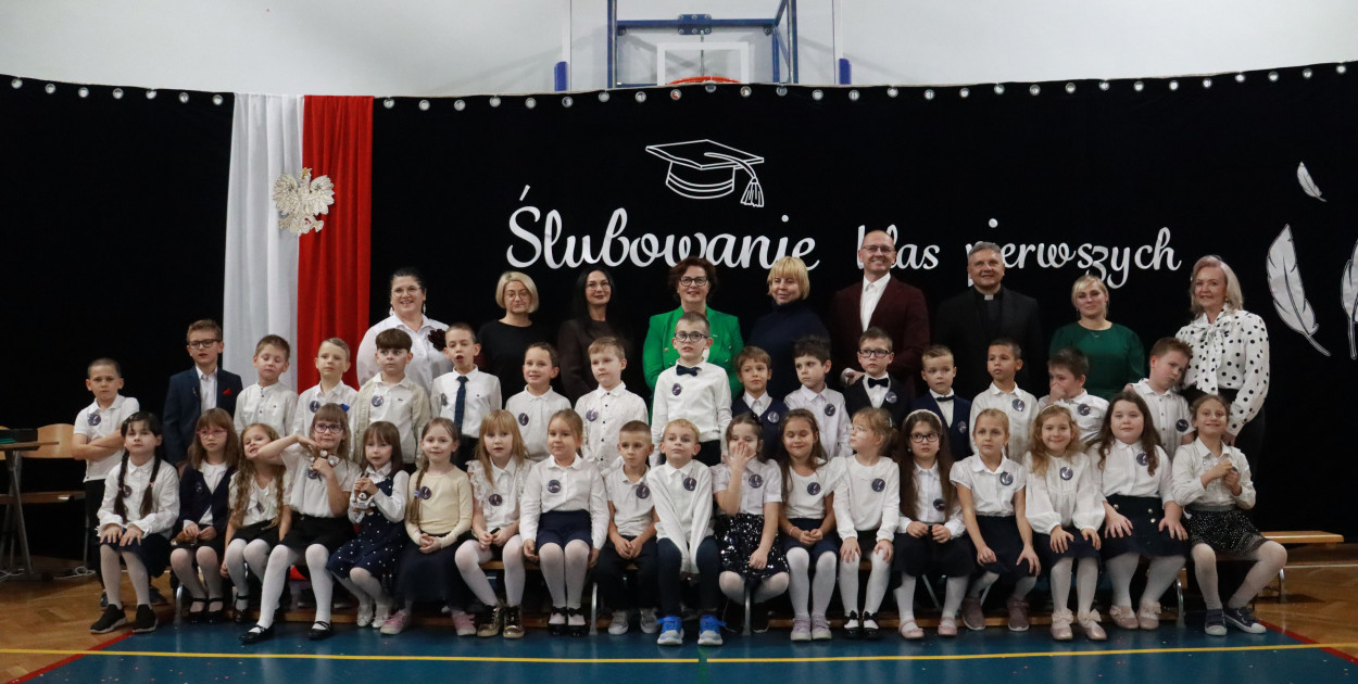 Fotorelacja: Ślubowania Pierwszoklasistów w Szkole Podstawowej nr5 w Zawierciu
