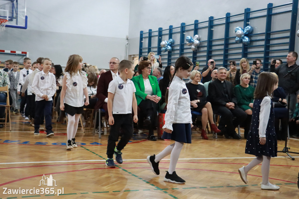 Fotorelacja: Ślubowania Pierwszoklasistów w Szkole Podstawowej nr5 w Zawierciu