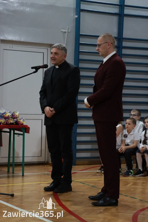 Fotorelacja: Ślubowania Pierwszoklasistów w Szkole Podstawowej nr5 w Zawierciu