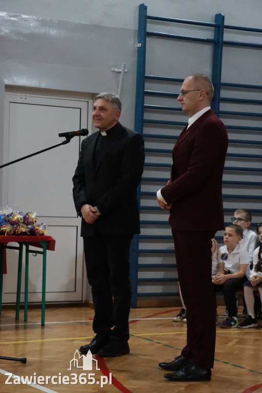 Fotorelacja: Ślubowania Pierwszoklasistów w Szkole Podstawowej nr5 w Zawierciu