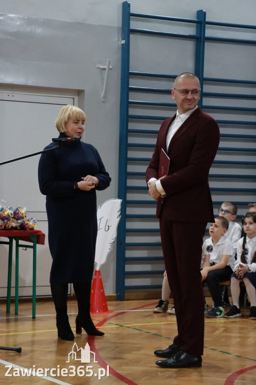 Fotorelacja: Ślubowania Pierwszoklasistów w Szkole Podstawowej nr5 w Zawierciu