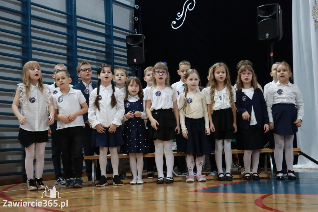 Fotorelacja: Ślubowania Pierwszoklasistów w Szkole Podstawowej nr5 w Zawierciu