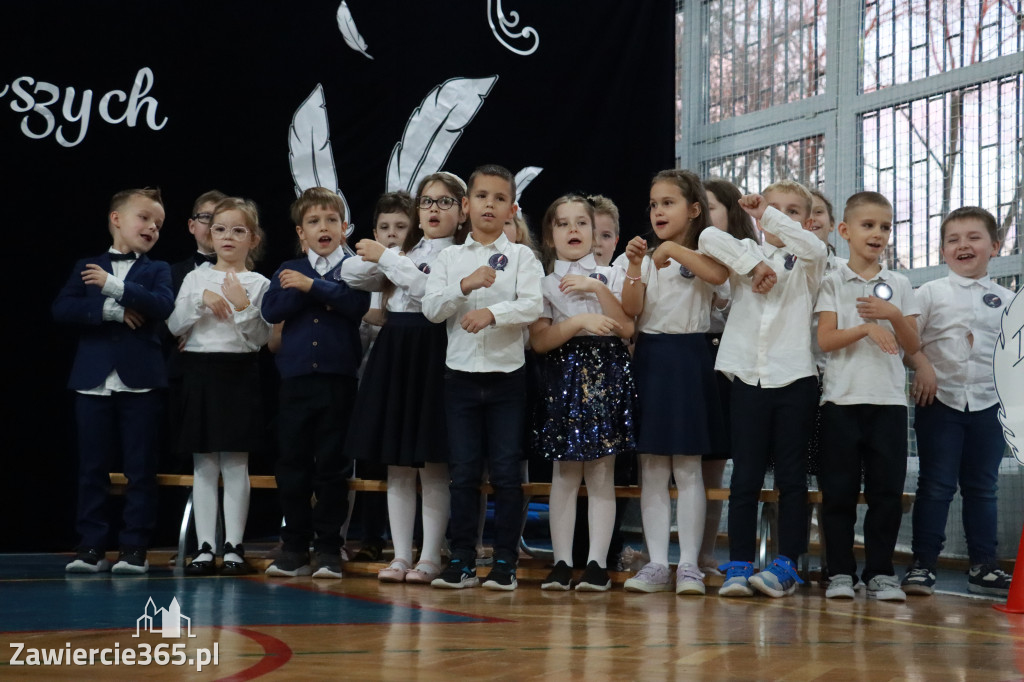 Fotorelacja: Ślubowania Pierwszoklasistów w Szkole Podstawowej nr5 w Zawierciu