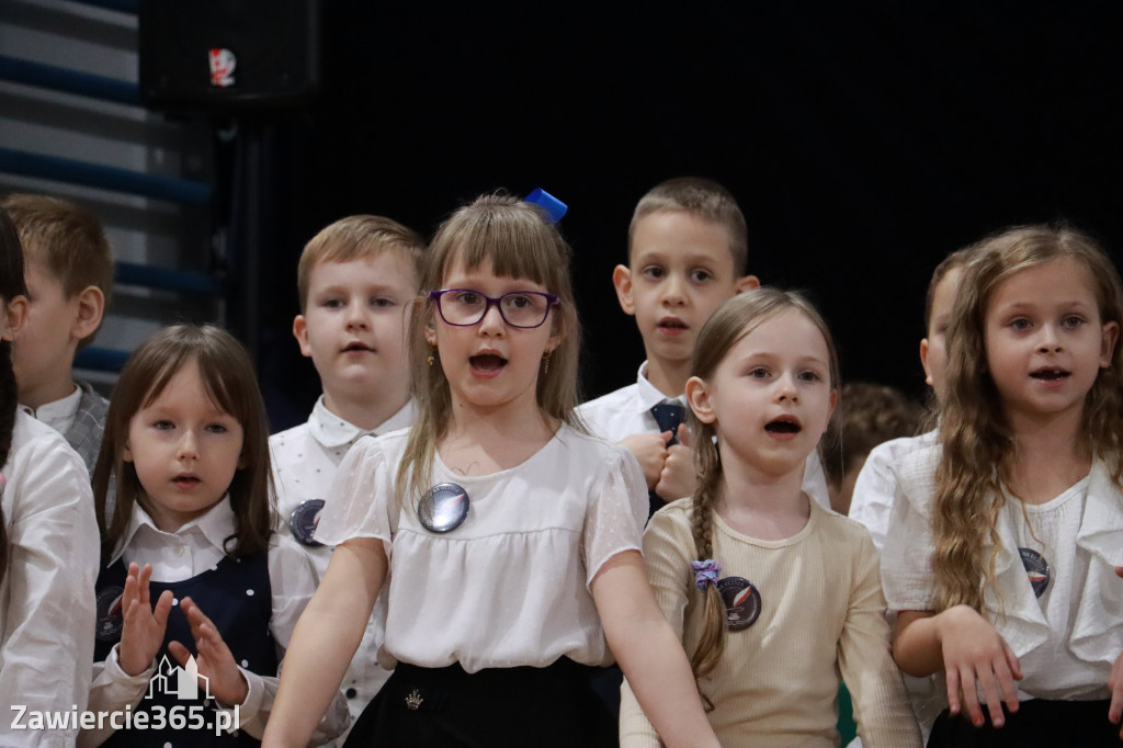 Fotorelacja: Ślubowania Pierwszoklasistów w Szkole Podstawowej nr5 w Zawierciu