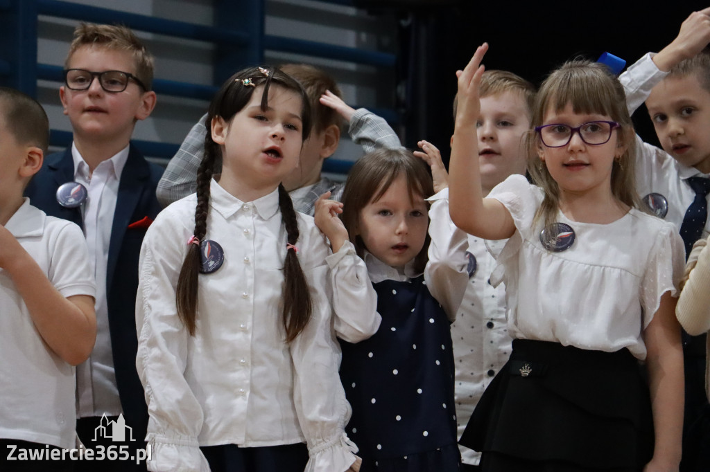Fotorelacja: Ślubowania Pierwszoklasistów w Szkole Podstawowej nr5 w Zawierciu