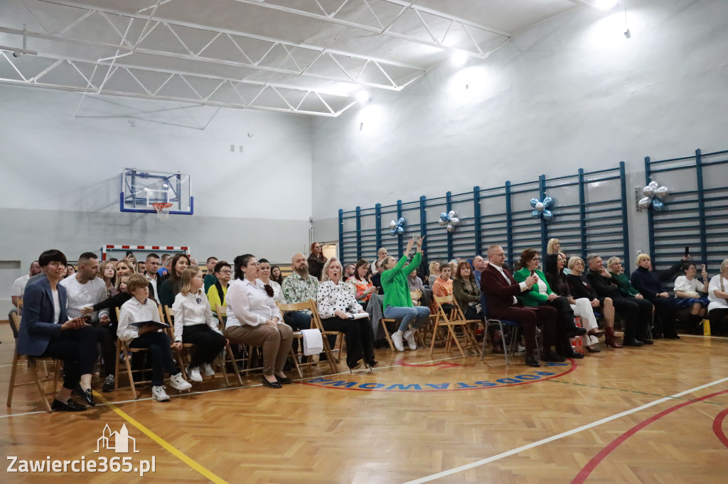 Fotorelacja: Ślubowania Pierwszoklasistów w Szkole Podstawowej nr5 w Zawierciu