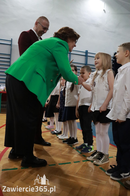 Fotorelacja: Ślubowania Pierwszoklasistów w Szkole Podstawowej nr5 w Zawierciu