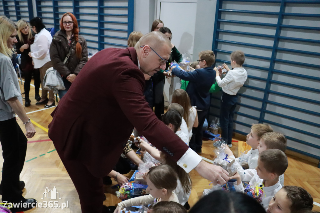 Fotorelacja: Ślubowania Pierwszoklasistów w Szkole Podstawowej nr5 w Zawierciu