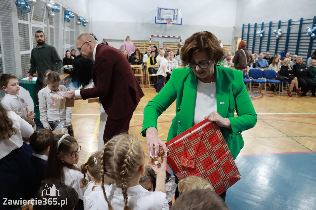 Fotorelacja: Ślubowania Pierwszoklasistów w Szkole Podstawowej nr5 w Zawierciu