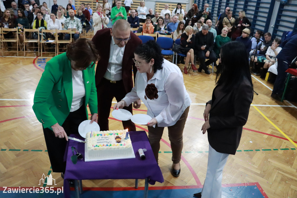 Fotorelacja: Ślubowania Pierwszoklasistów w Szkole Podstawowej nr5 w Zawierciu