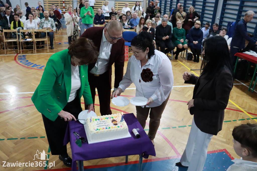 Fotorelacja: Ślubowania Pierwszoklasistów w Szkole Podstawowej nr5 w Zawierciu