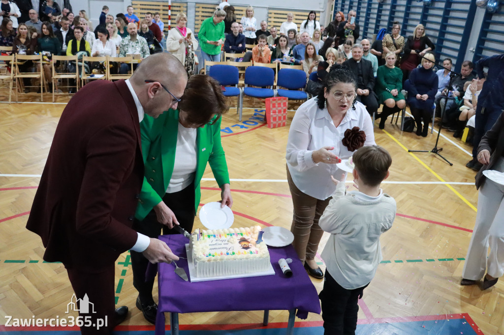 Fotorelacja: Ślubowania Pierwszoklasistów w Szkole Podstawowej nr5 w Zawierciu