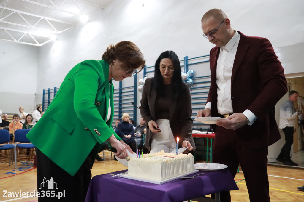 Fotorelacja: Ślubowania Pierwszoklasistów w Szkole Podstawowej nr5 w Zawierciu