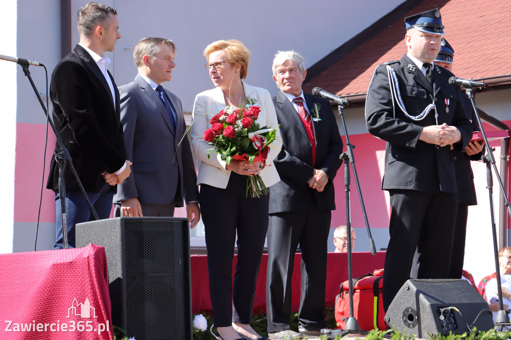Europoseł Jadwiga Wiśniewska na Dożynkach w Przybynowie