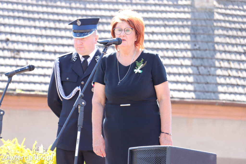 Europoseł Jadwiga Wiśniewska na Dożynkach w Przybynowie