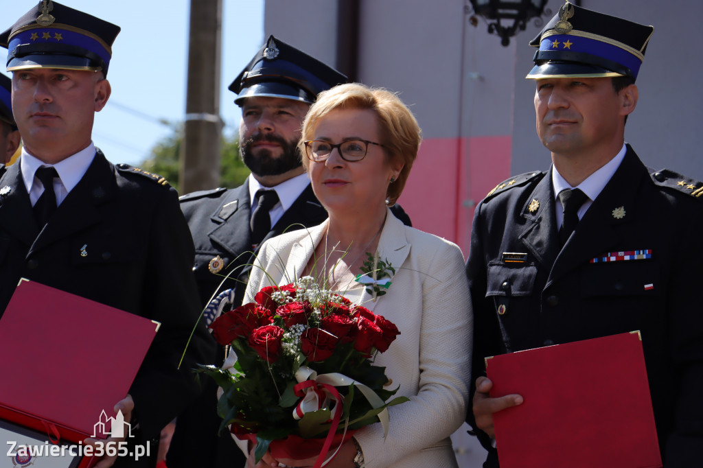 Europoseł Jadwiga Wiśniewska na Dożynkach w Przybynowie