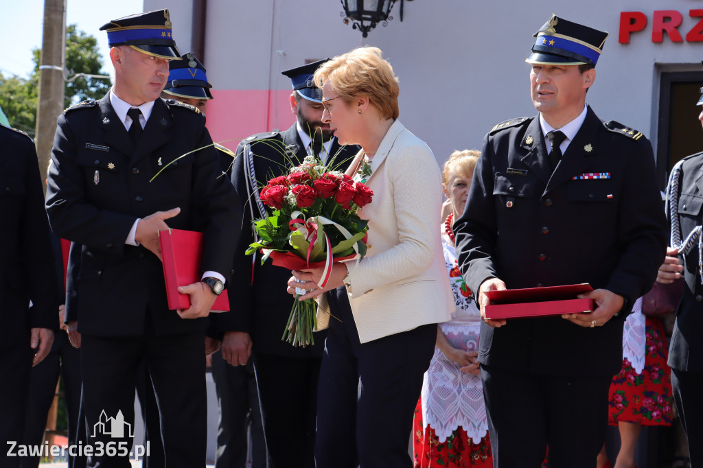 Europoseł Jadwiga Wiśniewska na Dożynkach w Przybynowie