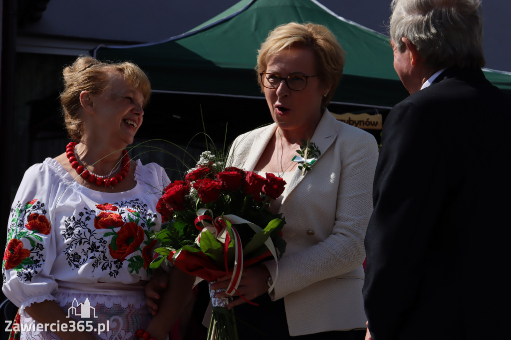 Europoseł Jadwiga Wiśniewska na Dożynkach w Przybynowie