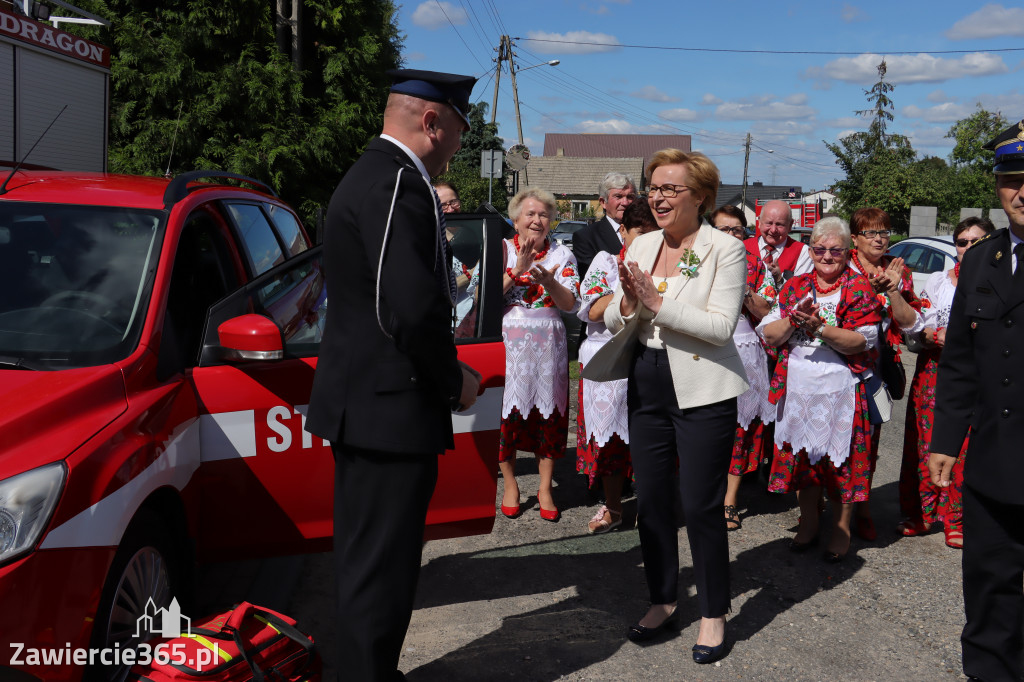Europoseł Jadwiga Wiśniewska na Dożynkach w Przybynowie