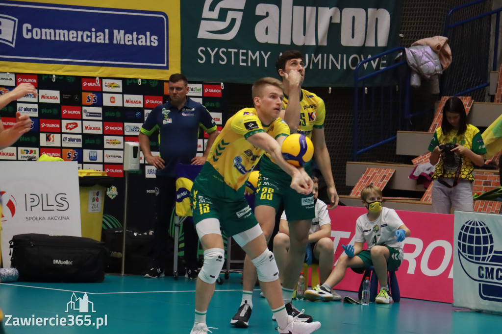 STALOWE DERBY WYGRANE W TRZECH SETACH