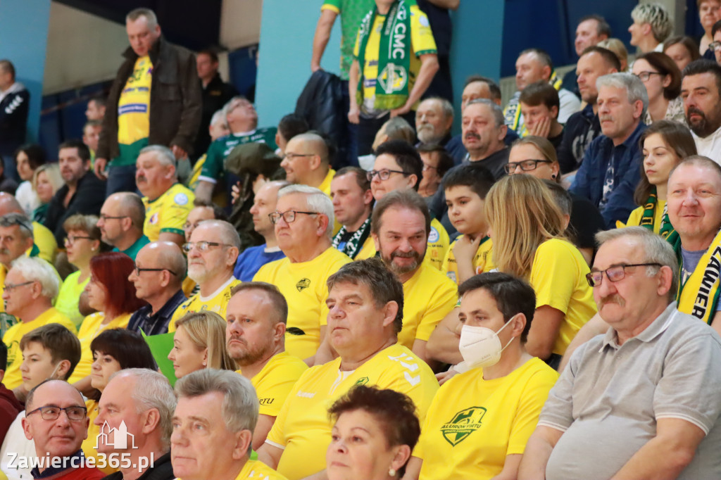 STALOWE DERBY WYGRANE W TRZECH SETACH