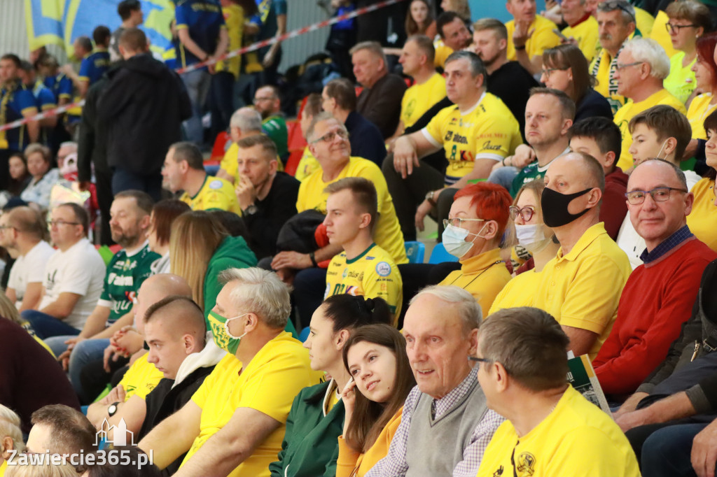 STALOWE DERBY WYGRANE W TRZECH SETACH