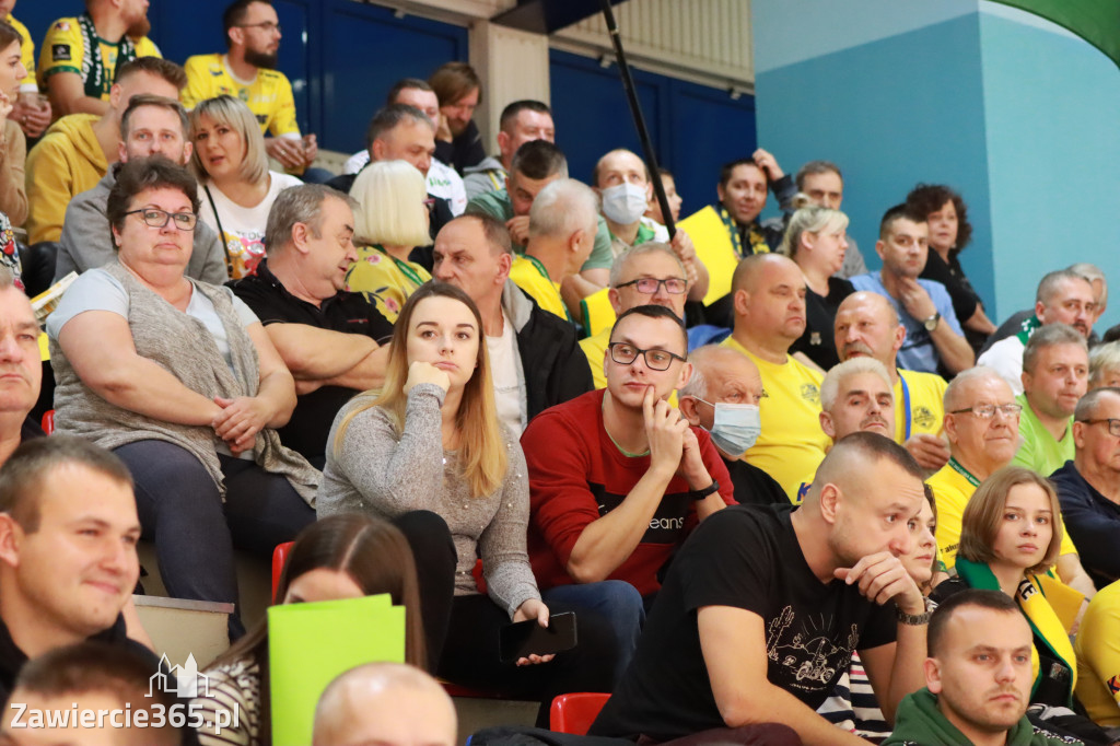 STALOWE DERBY WYGRANE W TRZECH SETACH