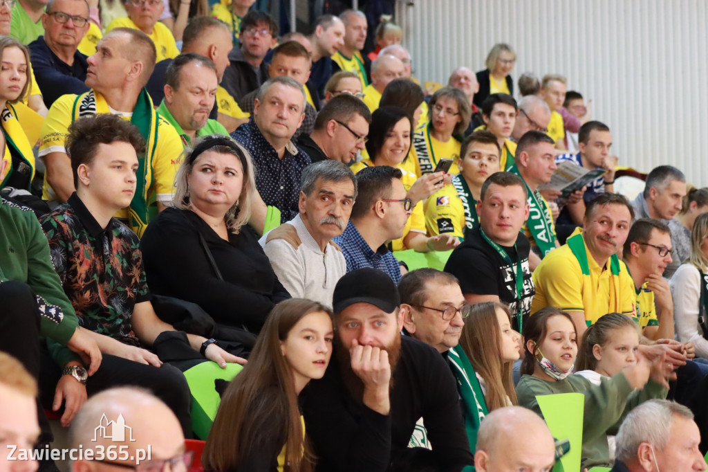 STALOWE DERBY WYGRANE W TRZECH SETACH