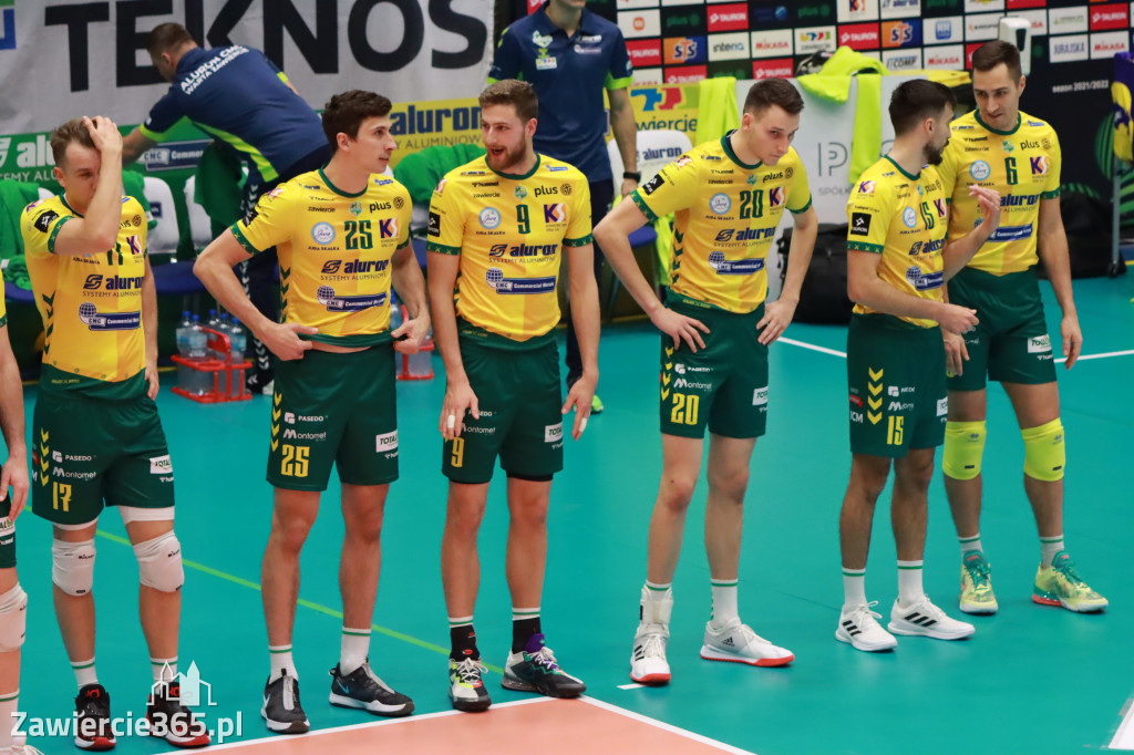 STALOWE DERBY WYGRANE W TRZECH SETACH