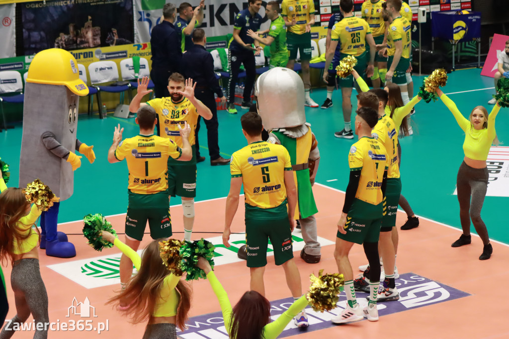 STALOWE DERBY WYGRANE W TRZECH SETACH