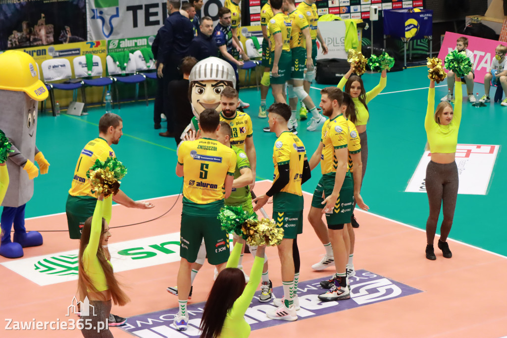 STALOWE DERBY WYGRANE W TRZECH SETACH