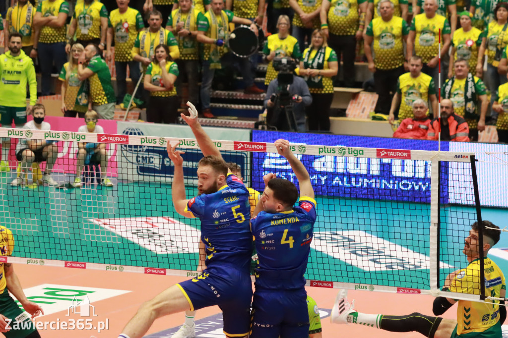STALOWE DERBY WYGRANE W TRZECH SETACH