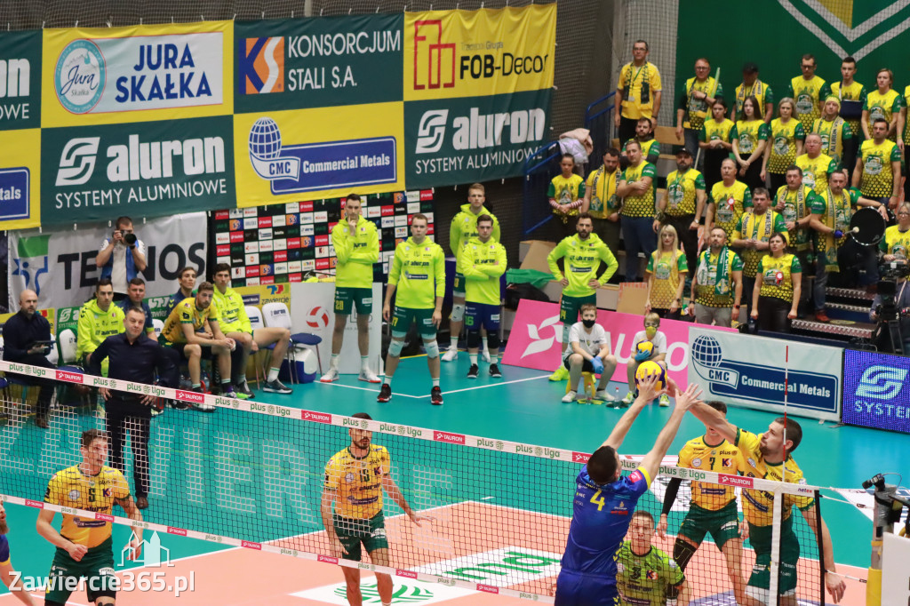 STALOWE DERBY WYGRANE W TRZECH SETACH
