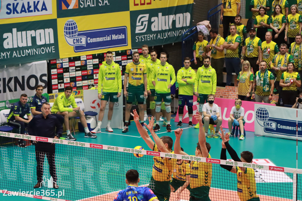 STALOWE DERBY WYGRANE W TRZECH SETACH
