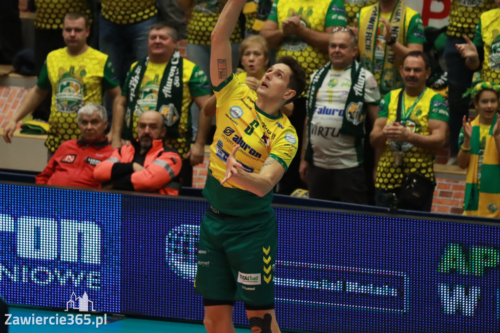 STALOWE DERBY WYGRANE W TRZECH SETACH
