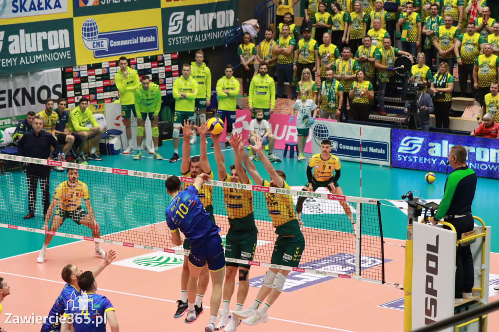 STALOWE DERBY WYGRANE W TRZECH SETACH