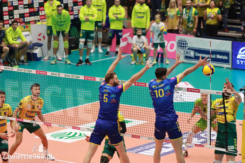 STALOWE DERBY WYGRANE W TRZECH SETACH