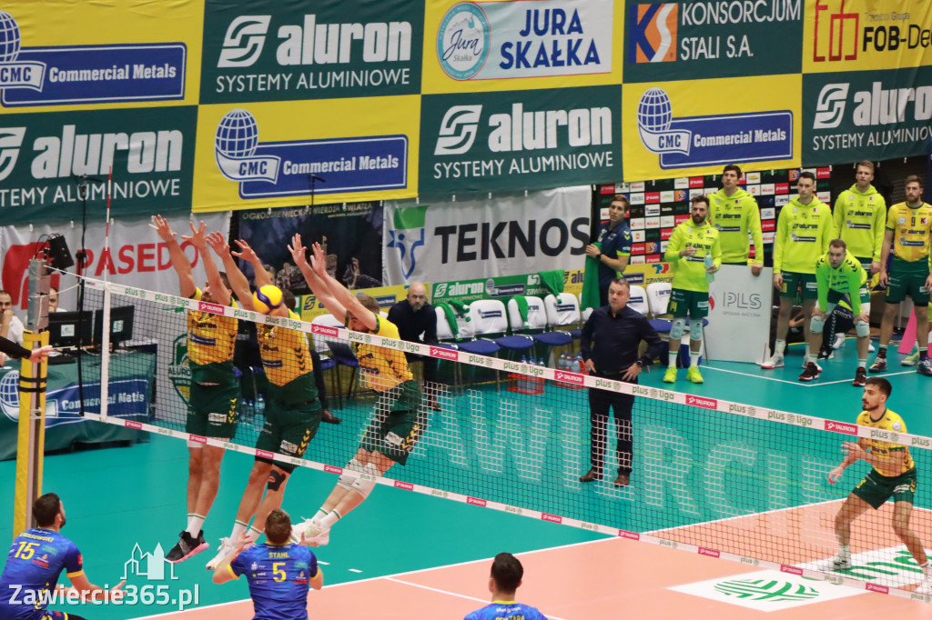STALOWE DERBY WYGRANE W TRZECH SETACH