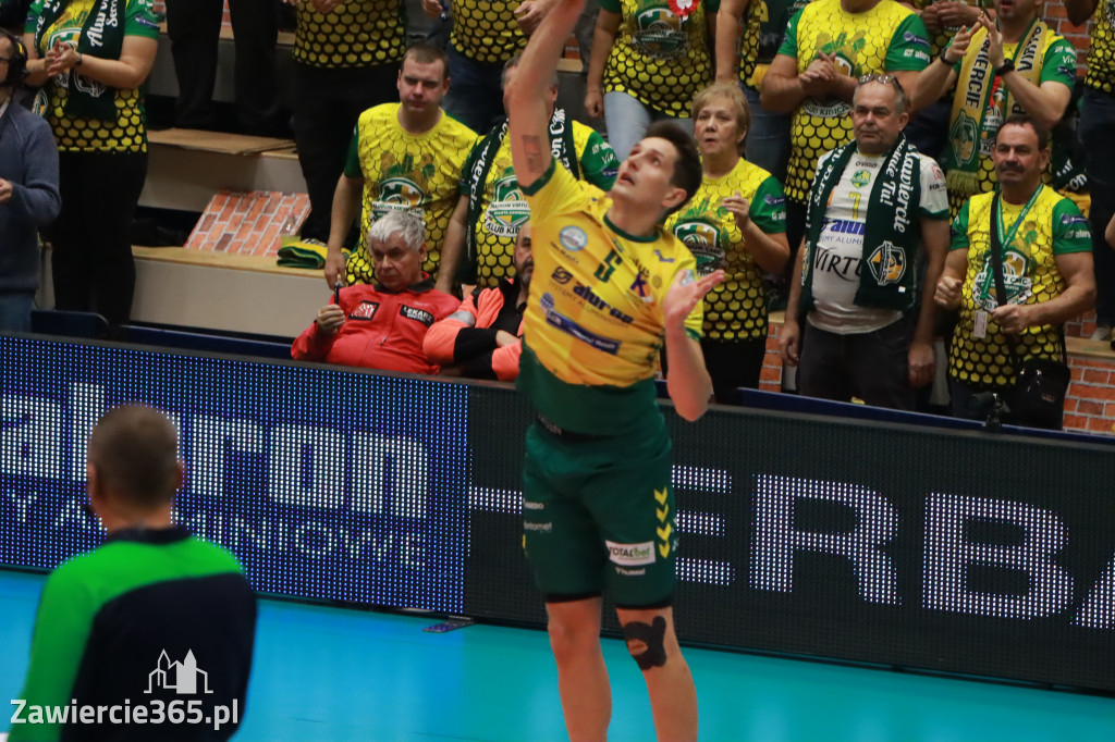 STALOWE DERBY WYGRANE W TRZECH SETACH