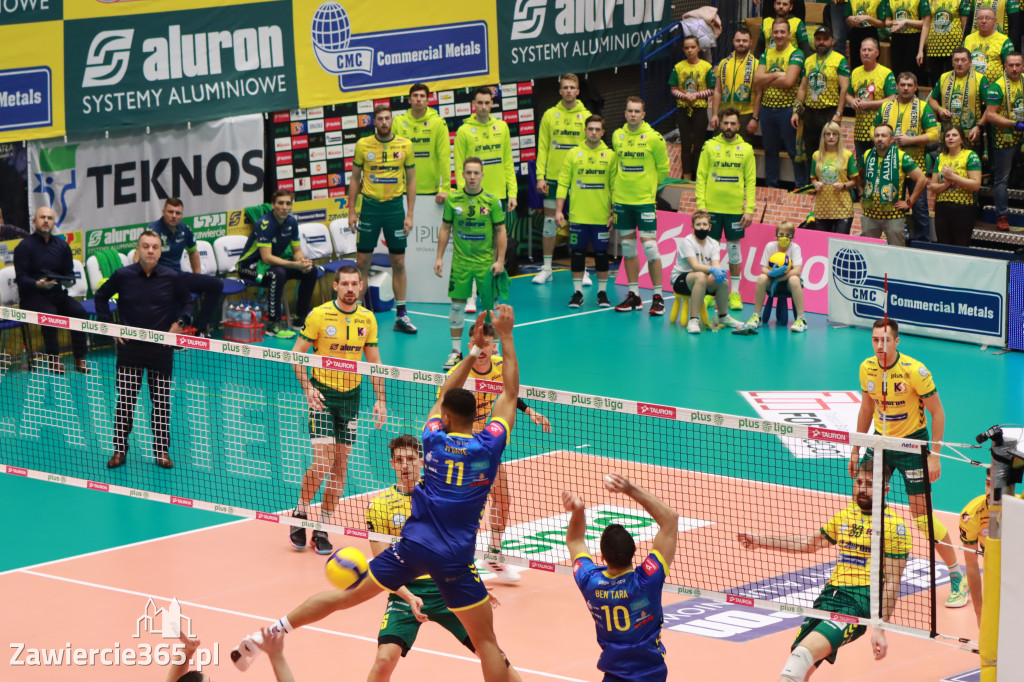 STALOWE DERBY WYGRANE W TRZECH SETACH